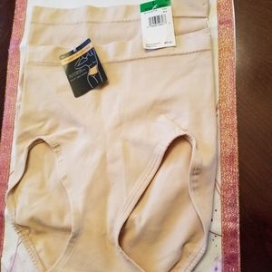 Hanes tummy solutions 2 pair, L briefs